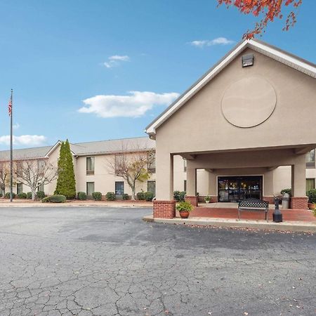 Quality Inn & Suites Dawsonville Exterior foto